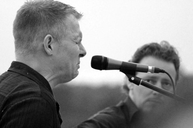 fort loin des caves cendrées de Cadiz